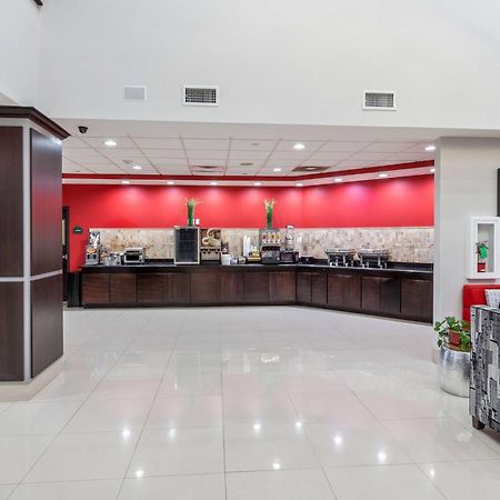 Wingate By Wyndham Lake Charles Casino Area מראה חיצוני תמונה