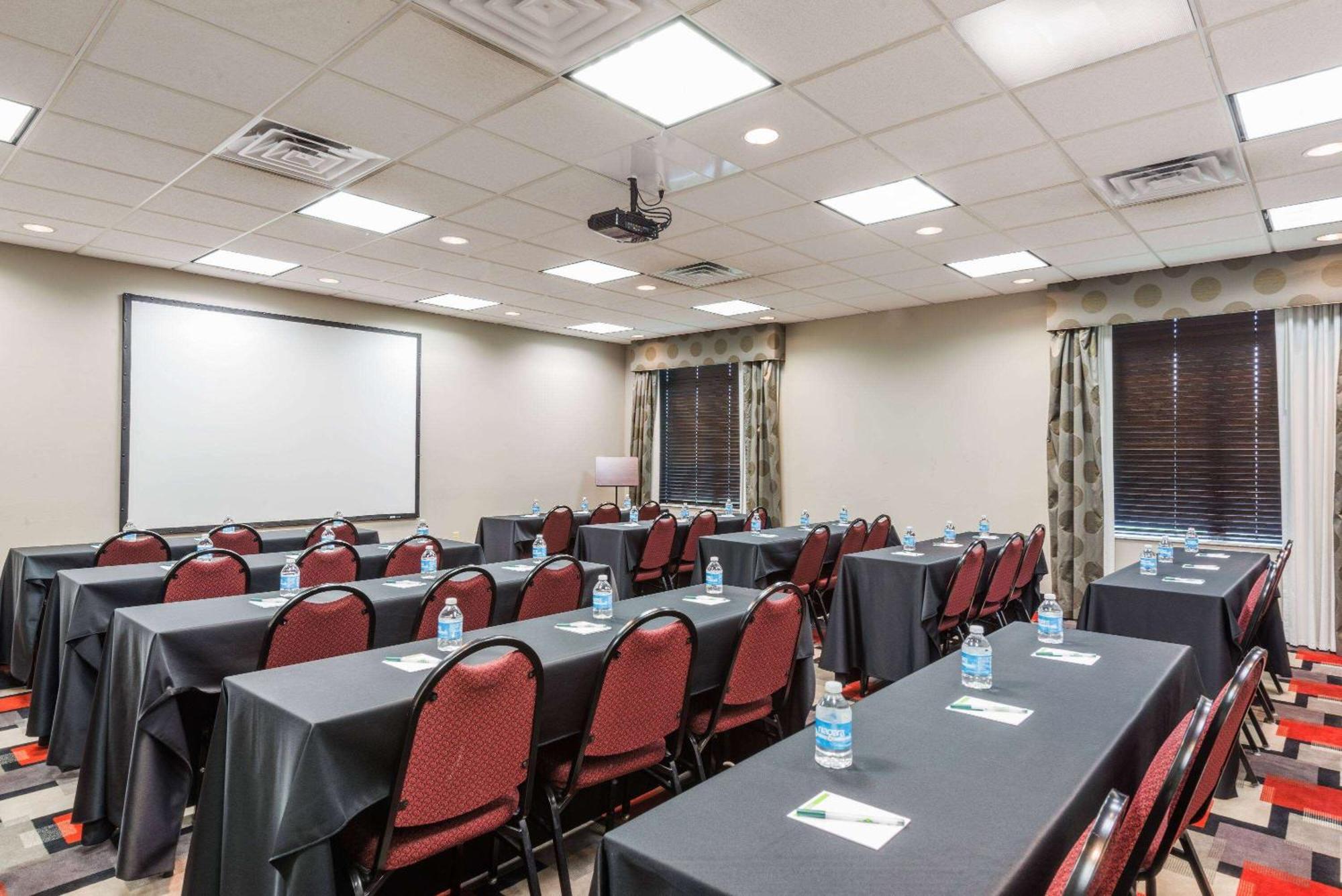 Wingate By Wyndham Lake Charles Casino Area מראה חיצוני תמונה