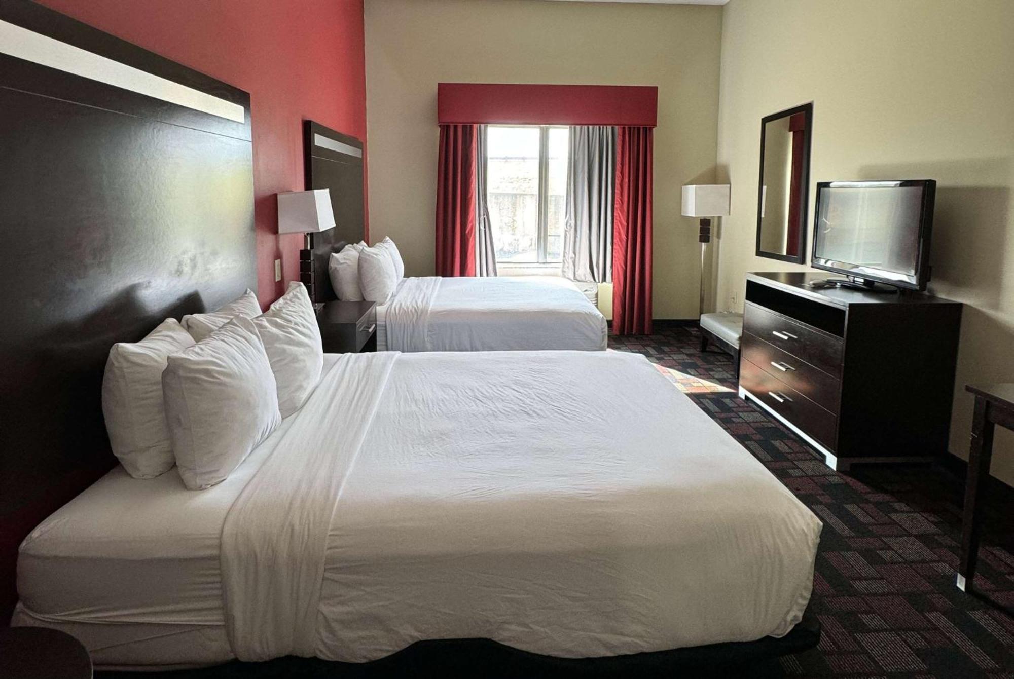 Wingate By Wyndham Lake Charles Casino Area מראה חיצוני תמונה